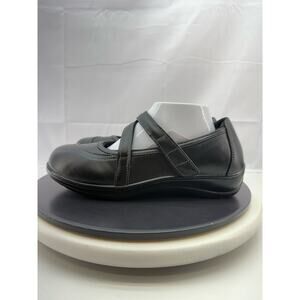 Orthofeet Celina Black Mary Jane Flats size 9 M (could fit 8.5 M)
